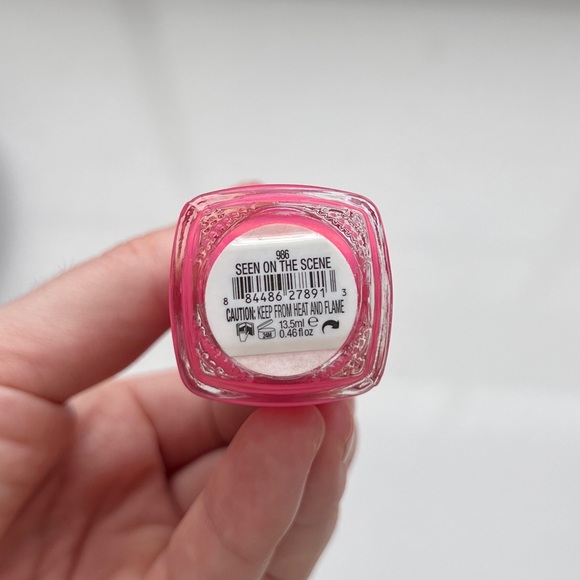 Essie Seen on the Scene Nail Polish - Picture 3 of 4
